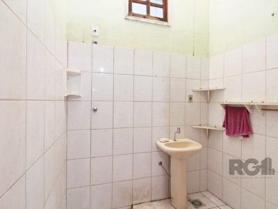 Casa à venda com 168m², 3 quartos, 2 vagas no bairro Ipanema em Porto Alegre - Foto 23