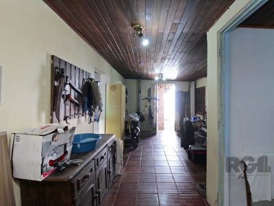 Casa à venda com 168m², 3 quartos, 2 vagas no bairro Ipanema em Porto Alegre - Foto 29