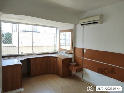 Apartamento à venda com 56m², 2 quartos, 1 vaga no bairro Floresta em Porto Alegre - Foto 7