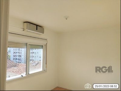 Apartamento à venda com 56m², 2 quartos, 1 vaga no bairro Floresta em Porto Alegre - Foto 9