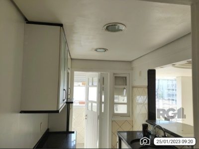 Apartamento à venda com 56m², 2 quartos, 1 vaga no bairro Floresta em Porto Alegre - Foto 10