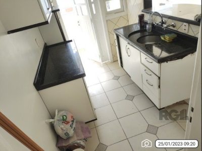 Apartamento à venda com 56m², 2 quartos, 1 vaga no bairro Floresta em Porto Alegre - Foto 11