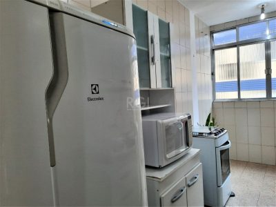 Apartamento à venda com 50m², 2 quartos no bairro Centro Histórico em Porto Alegre - Foto 17