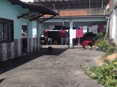 Casa à venda com 500m², 4 vagas no bairro Partenon em Porto Alegre - Foto 4