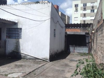 Casa à venda com 500m², 4 vagas no bairro Partenon em Porto Alegre - Foto 5