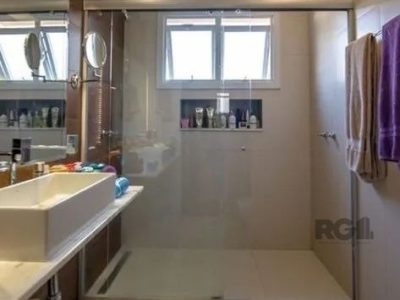 Apartamento à venda com 166m², 3 quartos, 3 suítes, 2 vagas no bairro Moinhos de Vento em Porto Alegre - Foto 6