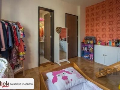 Apartamento à venda com 166m², 3 quartos, 3 suítes, 2 vagas no bairro Moinhos de Vento em Porto Alegre - Foto 10