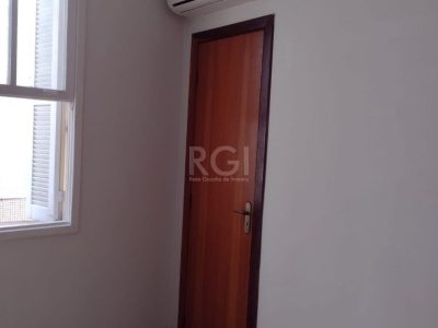 Apartamento à venda com 75m², 3 quartos no bairro Rio Branco em Porto Alegre - Foto 16