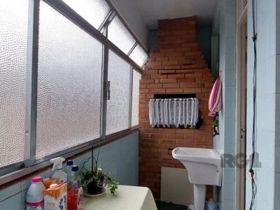 Apartamento à venda com 104m², 3 quartos, 1 suíte, 1 vaga no bairro Menino Deus em Porto Alegre - Foto 14