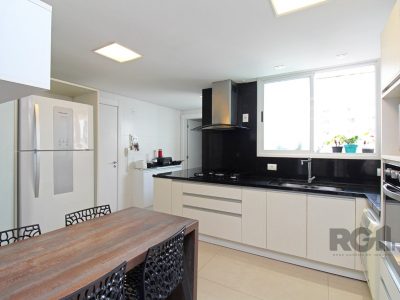 Apartamento à venda com 199m², 4 quartos, 3 suítes, 3 vagas no bairro Central Parque em Porto Alegre - Foto 41