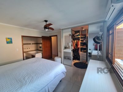 Casa à venda com 160m², 4 quartos, 2 suítes, 4 vagas no bairro Ipanema em Porto Alegre - Foto 19