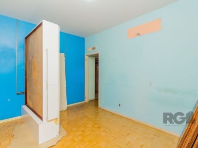 Apartamento à venda com 214m², 3 quartos, 1 suíte, 1 vaga no bairro Bom Fim em Porto Alegre - Foto 22