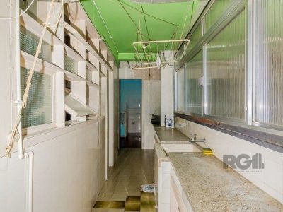 Apartamento à venda com 214m², 3 quartos, 1 suíte, 1 vaga no bairro Bom Fim em Porto Alegre - Foto 29