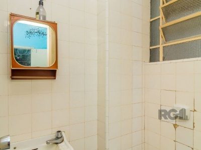 Apartamento à venda com 214m², 3 quartos, 1 suíte, 1 vaga no bairro Bom Fim em Porto Alegre - Foto 31