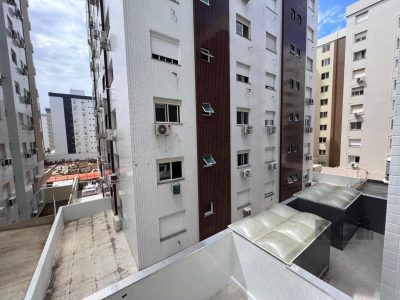 Apartamento à venda com 74m², 2 quartos, 1 suíte, 1 vaga no bairro Zona Nova em Capão da Canoa - Foto 15