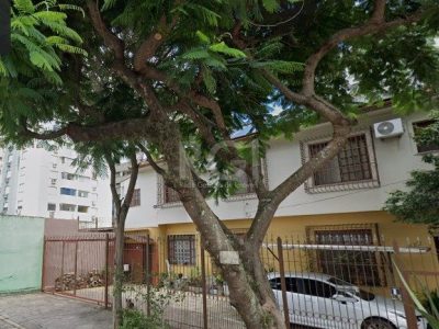 Casa à venda com 150m², 3 quartos, 2 suítes, 3 vagas no bairro Azenha em Porto Alegre - Foto 20