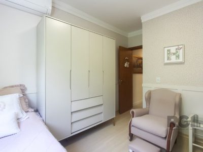 Apartamento à venda com 80m², 2 quartos, 1 suíte, 2 vagas no bairro Jardim Botânico em Porto Alegre - Foto 16