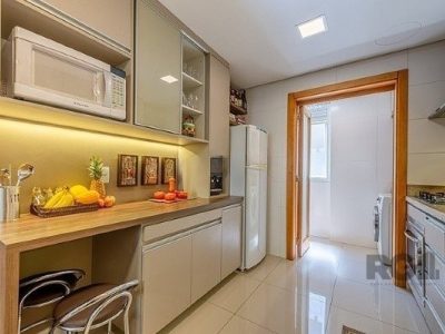 Apartamento à venda com 80m², 2 quartos, 1 suíte, 2 vagas no bairro Jardim Botânico em Porto Alegre - Foto 7