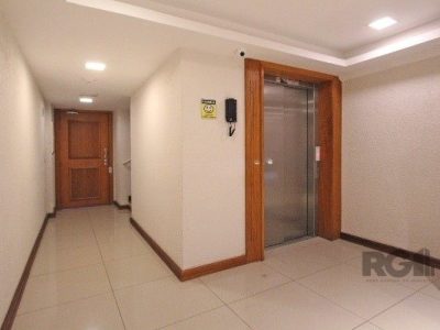 Apartamento à venda com 80m², 2 quartos, 1 suíte, 2 vagas no bairro Jardim Botânico em Porto Alegre - Foto 25