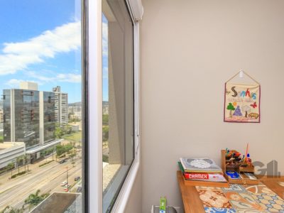 Apartamento à venda com 126m², 3 quartos, 1 suíte, 2 vagas no bairro Petrópolis em Porto Alegre - Foto 20