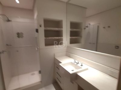 Apartamento à venda com 230m², 4 quartos, 1 suíte, 2 vagas no bairro Petrópolis em Porto Alegre - Foto 22