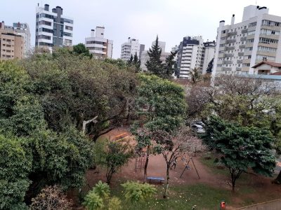 Apartamento à venda com 230m², 4 quartos, 1 suíte, 2 vagas no bairro Petrópolis em Porto Alegre - Foto 25