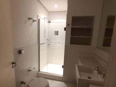 Apartamento à venda com 230m², 4 quartos, 1 suíte, 2 vagas no bairro Petrópolis em Porto Alegre - Foto 28