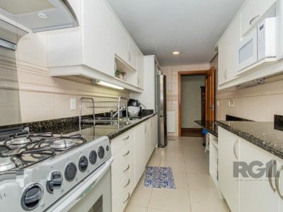 Apartamento à venda com 195m², 3 quartos, 1 suíte, 2 vagas no bairro Bela Vista em Porto Alegre - Foto 10