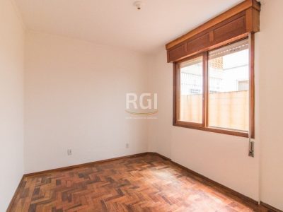 Predio à venda com 350m², 4 quartos, 2 suítes, 6 vagas no bairro Auxiliadora em Porto Alegre - Foto 22