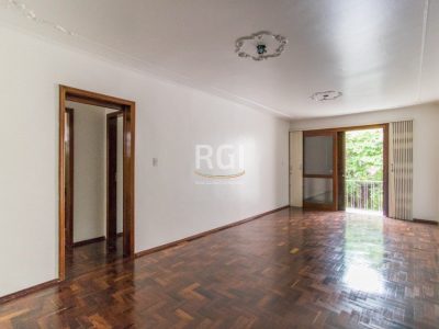 Predio à venda com 350m², 4 quartos, 2 suítes, 6 vagas no bairro Auxiliadora em Porto Alegre - Foto 6