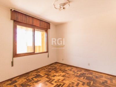 Predio à venda com 350m², 4 quartos, 2 suítes, 6 vagas no bairro Auxiliadora em Porto Alegre - Foto 10