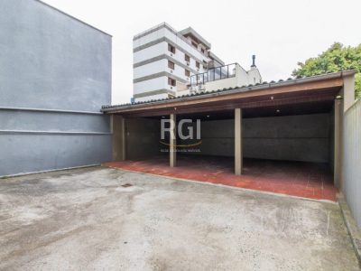 Predio à venda com 350m², 4 quartos, 2 suítes, 6 vagas no bairro Auxiliadora em Porto Alegre - Foto 55