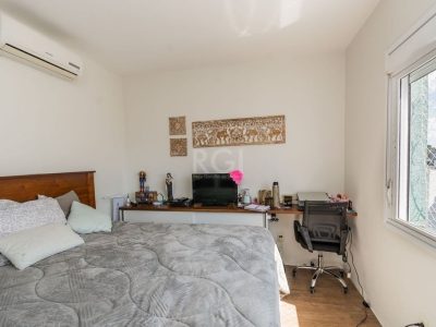 Apartamento à venda com 87m², 2 quartos, 1 suíte, 2 vagas no bairro Passo d'Areia em Porto Alegre - Foto 16