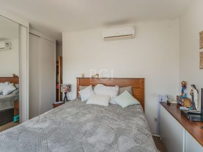 Apartamento à venda com 87m², 2 quartos, 1 suíte, 2 vagas no bairro Passo d'Areia em Porto Alegre - Foto 19