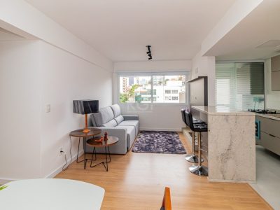 Apartamento à venda com 76m², 3 quartos, 1 suíte, 2 vagas no bairro Higienópolis em Porto Alegre - Foto 2