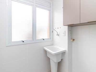 Apartamento à venda com 76m², 3 quartos, 1 suíte, 2 vagas no bairro Higienópolis em Porto Alegre - Foto 11