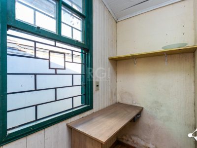 Casa à venda com 180m², 3 quartos, 3 vagas no bairro Partenon em Porto Alegre - Foto 19