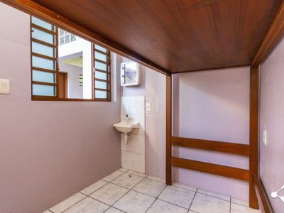 Casa à venda com 180m², 3 quartos, 3 vagas no bairro Partenon em Porto Alegre - Foto 43