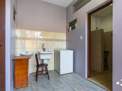 Casa à venda com 180m², 3 quartos, 3 vagas no bairro Partenon em Porto Alegre - Foto 46