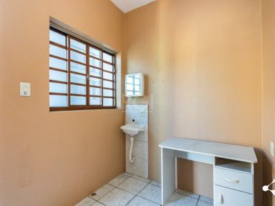 Casa à venda com 180m², 3 quartos, 3 vagas no bairro Partenon em Porto Alegre - Foto 70