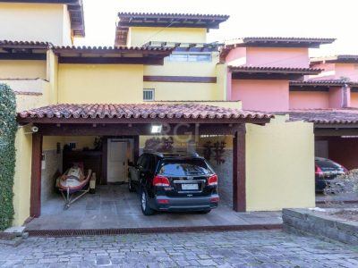 Casa Condominio à venda com 381m², 4 quartos, 2 suítes, 4 vagas no bairro Santa Tereza em Porto Alegre - Foto 2