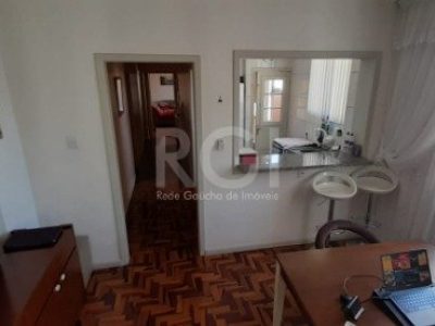 Apartamento à venda com 117m², 3 quartos, 1 vaga no bairro Centro Histórico em Porto Alegre - Foto 2