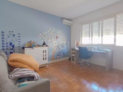 Apartamento à venda com 140m², 3 quartos, 1 suíte, 1 vaga no bairro Rio Branco em Porto Alegre - Foto 10