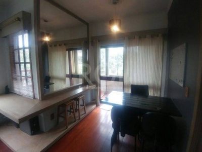 Apartamento à venda com 140m², 2 quartos, 2 suítes, 2 vagas no bairro Mont Serrat em Porto Alegre - Foto 2