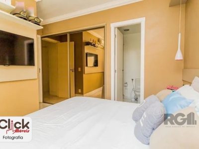 Apartamento à venda com 65m², 3 quartos, 1 suíte, 1 vaga no bairro Vila Ipiranga em Porto Alegre - Foto 9