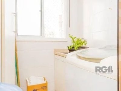 Apartamento à venda com 65m², 3 quartos, 1 suíte, 1 vaga no bairro Vila Ipiranga em Porto Alegre - Foto 14