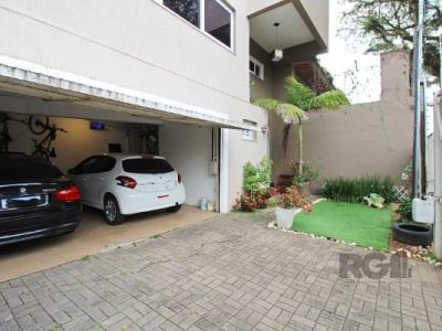 Casa à venda com 283m², 3 quartos, 1 suíte, 4 vagas no bairro Tristeza em Porto Alegre - Foto 6