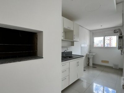 Apartamento à venda com 65m², 2 quartos, 1 suíte, 1 vaga no bairro Centro Histórico em Porto Alegre - Foto 7