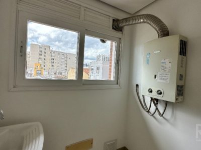 Apartamento à venda com 65m², 2 quartos, 1 suíte, 1 vaga no bairro Centro Histórico em Porto Alegre - Foto 10