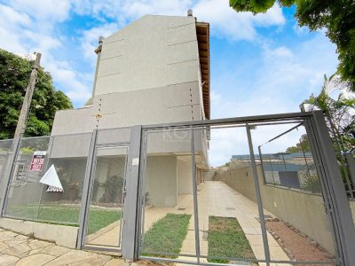 Casa Condominio à venda com 118m², 3 quartos, 1 suíte, 2 vagas no bairro Medianeira em Porto Alegre - Foto 4